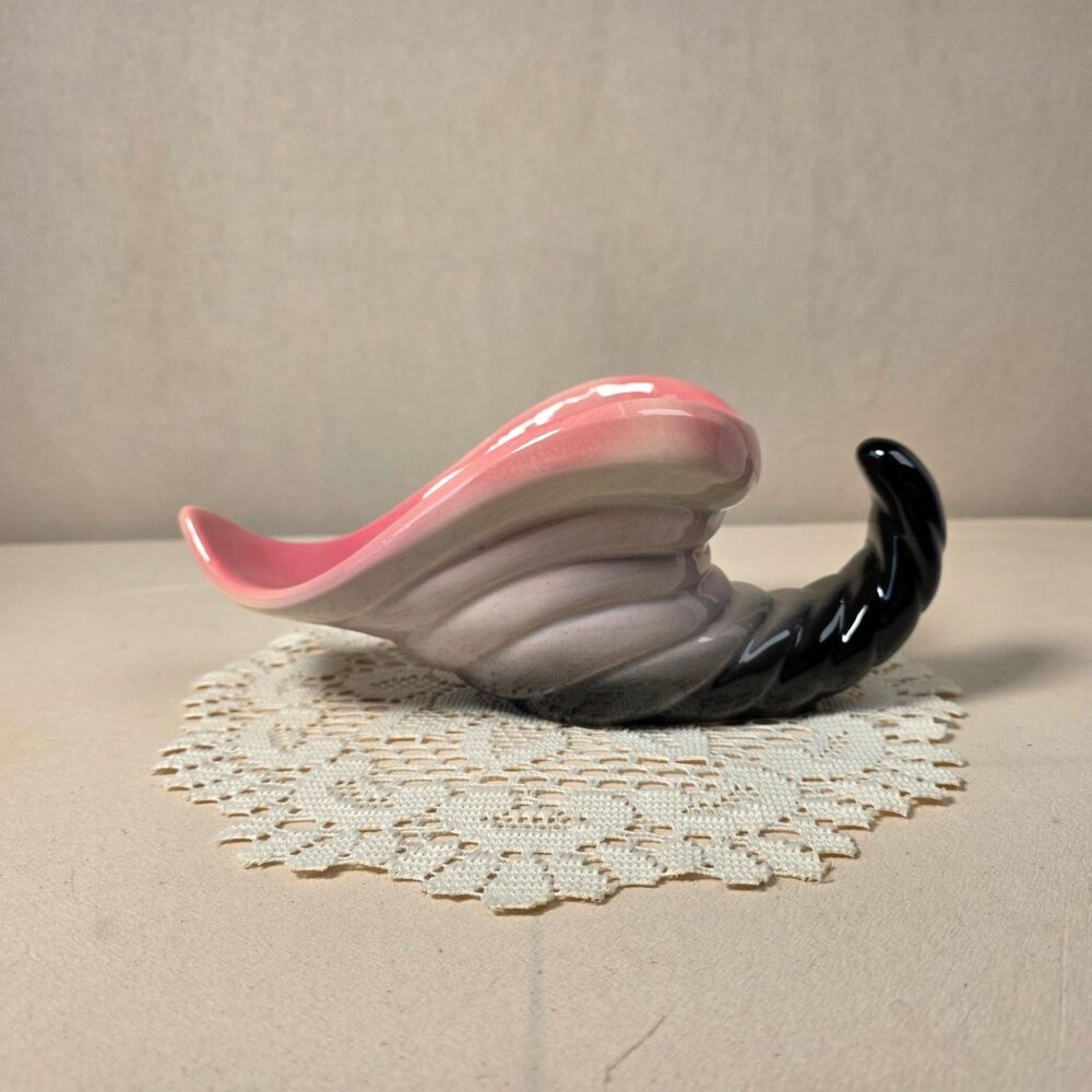 Vintage Hull Pottery Cornucopia Vase Pink & Black Ceramic Decorative Home Accent - Picture 5 of 7